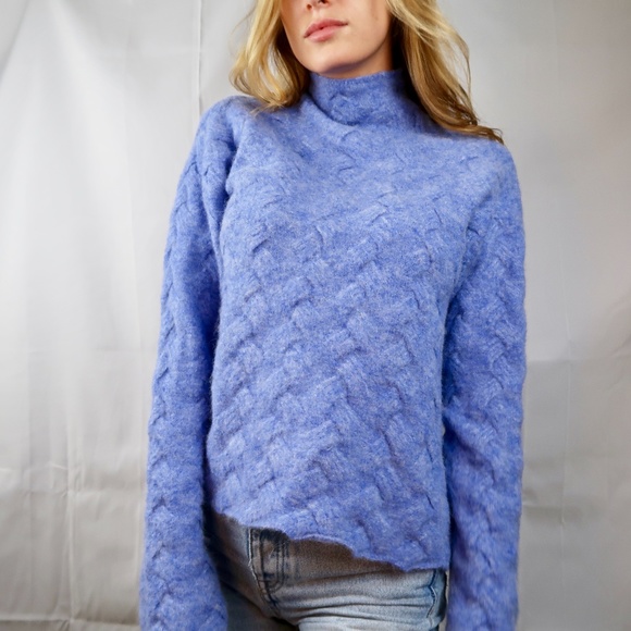 Aritzia Wilfred Free Mical Sweater - Picture 6 of 6